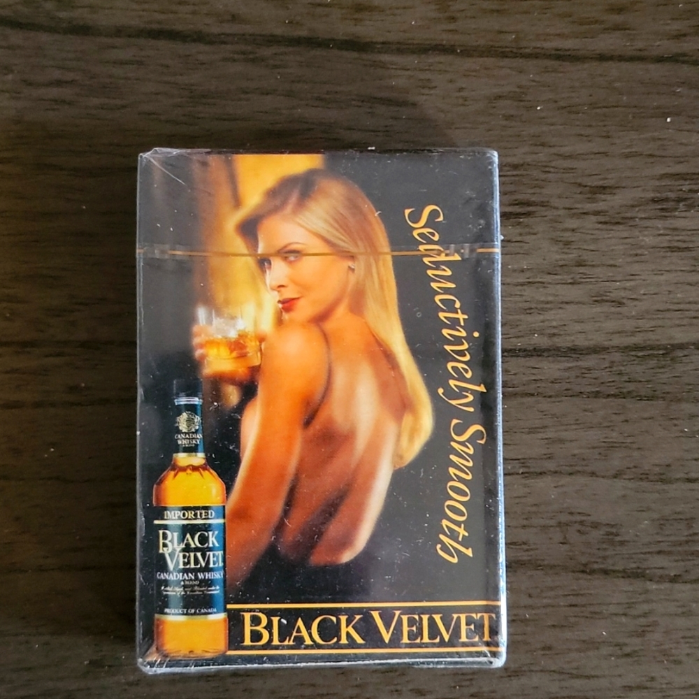 COPY - RARE BLACK VELVET WHISKEY SEXY WOMEN ON PLAYING CARDS